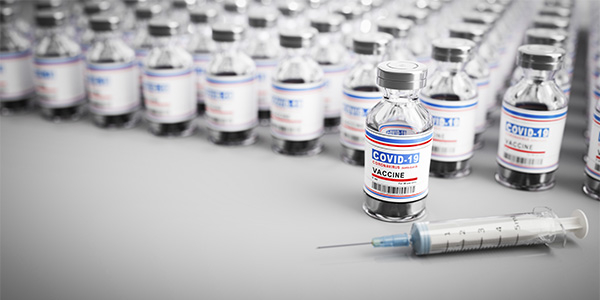 frascos de vacina da Covid-19